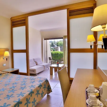 Sol By Melia Cosmopolitan Rhodes 酒店
