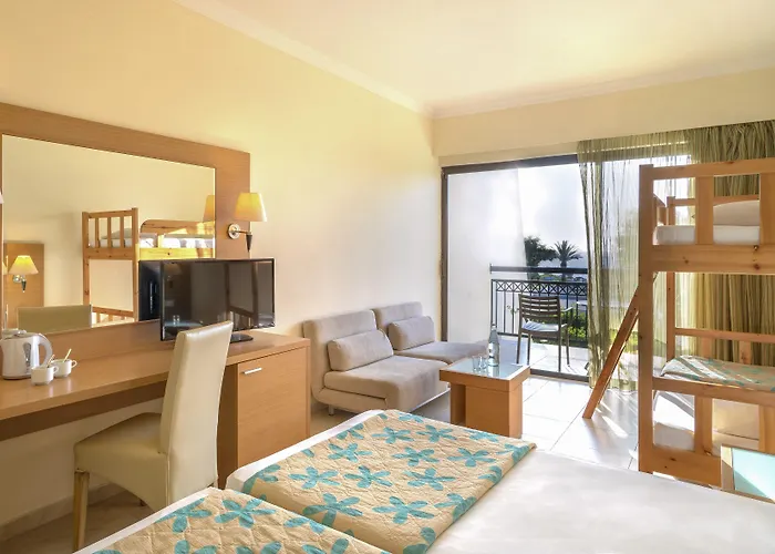 Sol Cosmopolitan Rhodes 4*