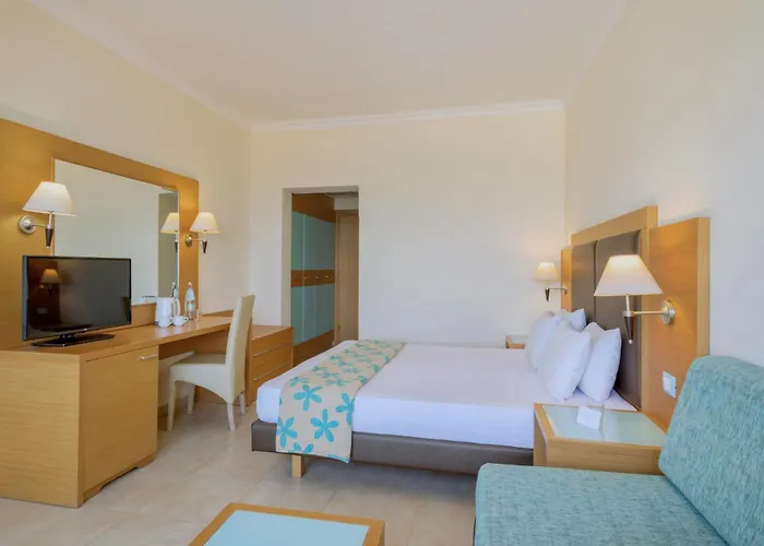 Sol Cosmopolitan Rhodes 4*