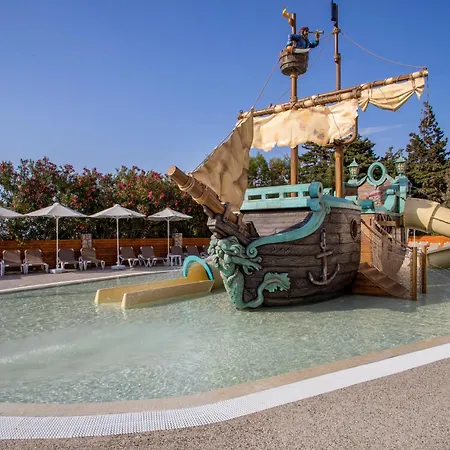 Resort Sol Cosmopolitan Rhodes 4*