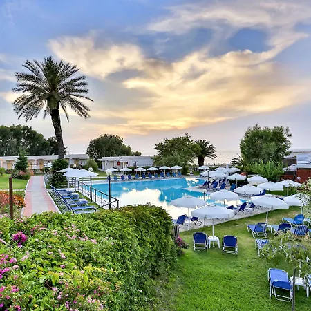 Sol Cosmopolitan Rhodes 4* イキソス