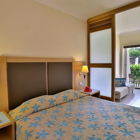 Sol Cosmopolitan Rhodes Semesteranläggning (resort) 4*