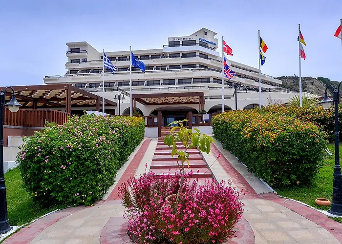 Hotel Sol Cosmopolitan Rhodes 4*