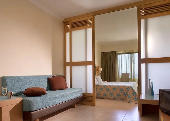 Sol Cosmopolitan Rhodes