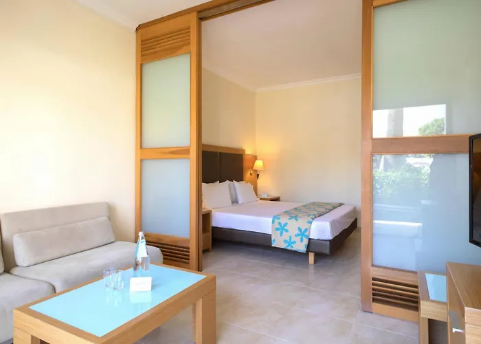 فندق Sol Cosmopolitan Rhodes إكْسِيا