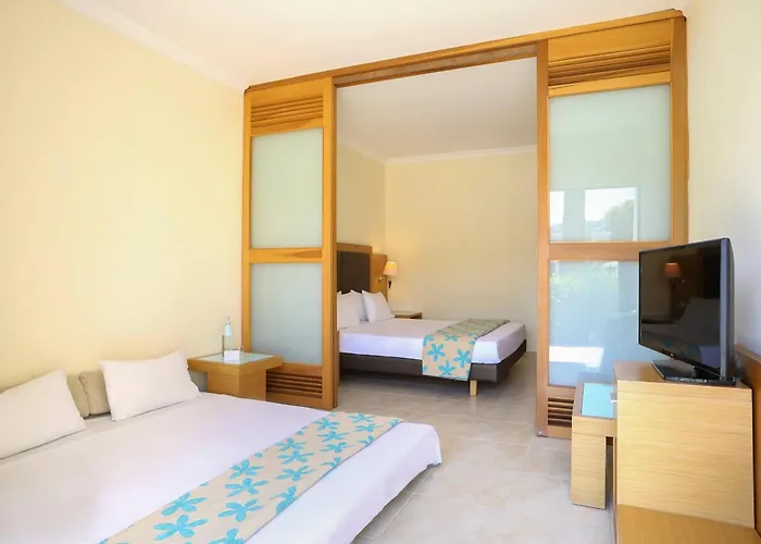 Sol Cosmopolitan Rhodes فندق 4*