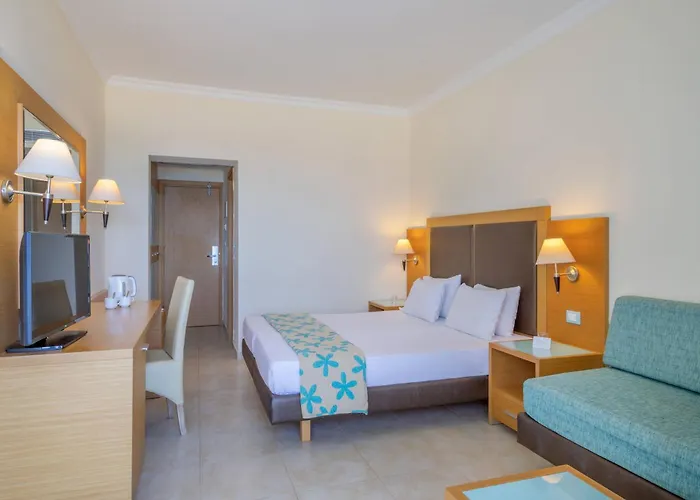 Sol Cosmopolitan Rhodes