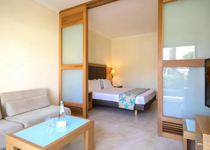 Hotel Sol Cosmopolitan Rhodes 4*