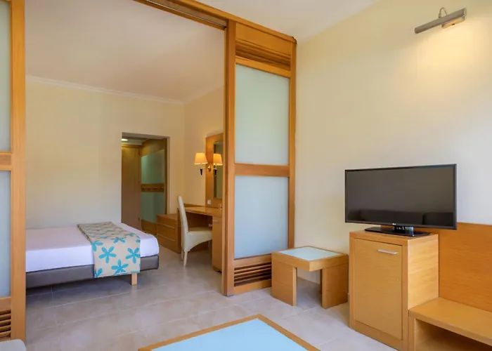 Sol Cosmopolitan Rhodes Hotel 4*